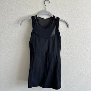 Lululemon running in the city tank top black size 4
